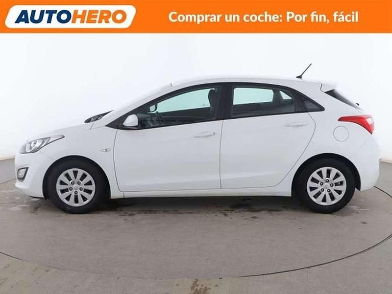 Usado Hyundai i30 90 CV (66 kW) 2015 Blanco Utilitario
