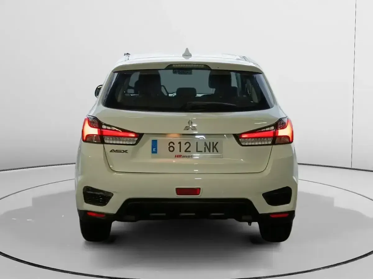 Usado Mitsubishi ASX 150 CV (110 kW) 2021 Blanco SUV