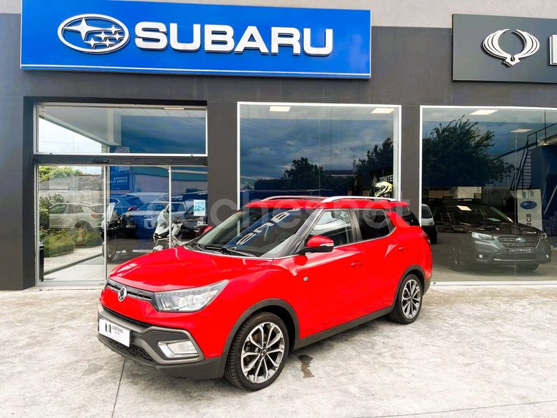 Rojo Usado 2018 Ssangyong XLV Limited SUV | 14.500 € - Imagen 1/4