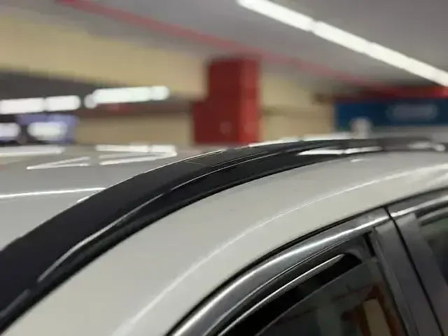 Usado Toyota RAV4 Advance 218 CV (160 kW) 2019 Blanco SUV