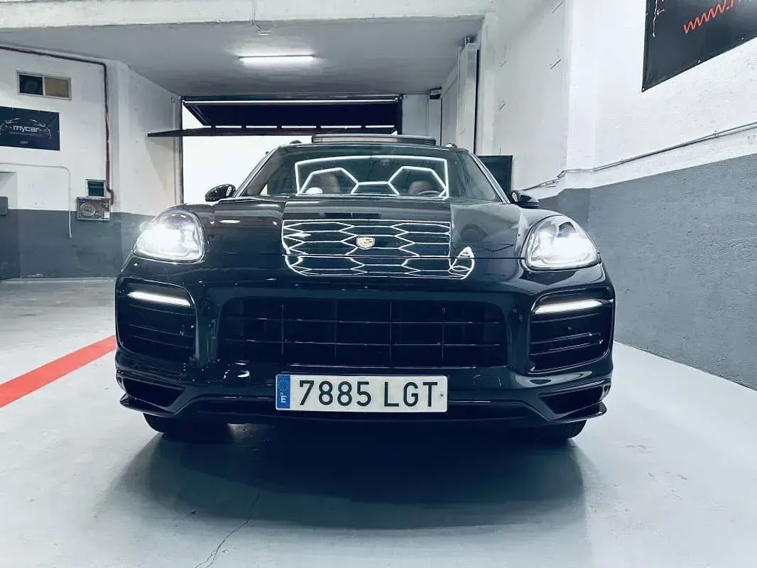 Usado Porsche Cayenne 340 CV (250 kW) 2020 Negro SUV
