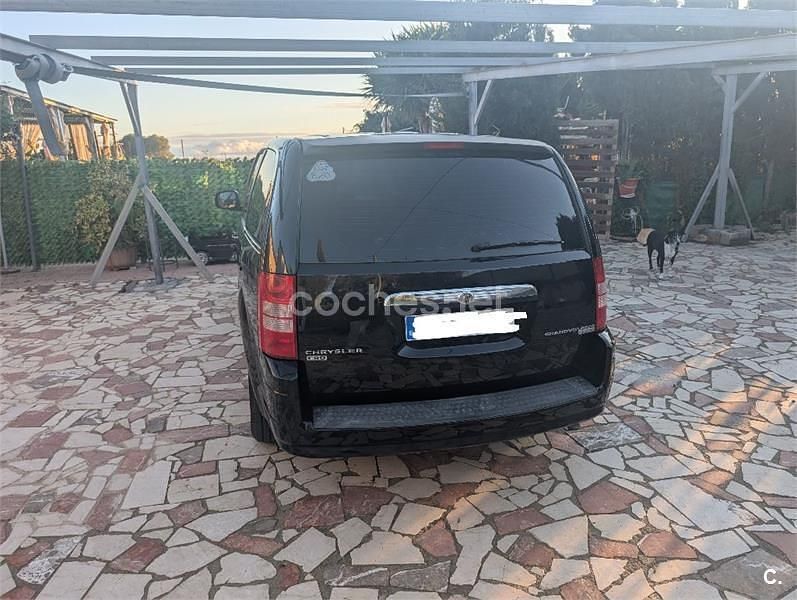 Usado Chrysler Grand Voyager Limited 163 CV (119 kW) 2010 Negro Monovolumen