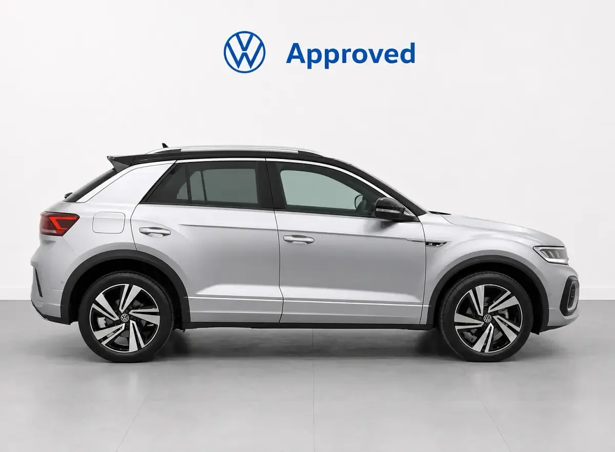 Usado VW T-Roc R-line 190 CV (139 kW) 2022 Gris plata SUV