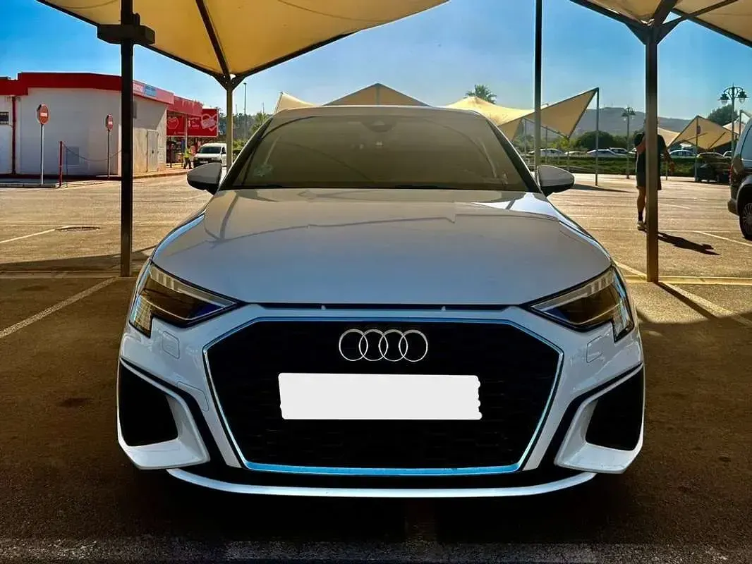 Usado Audi A3 Sportback S-Line 150 CV (110 kW) 2022 Blanco Utilitario