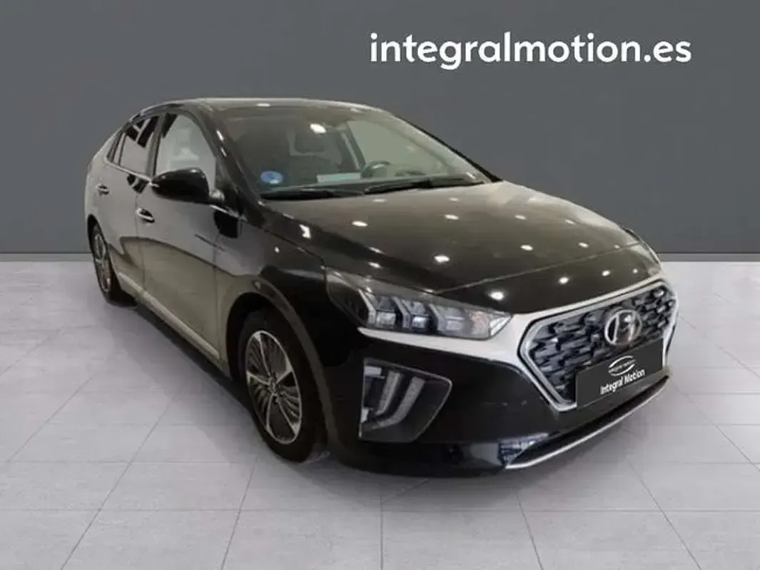 Usado Hyundai Ioniq 141 CV (103 kW) 2021 Negro Utilitario