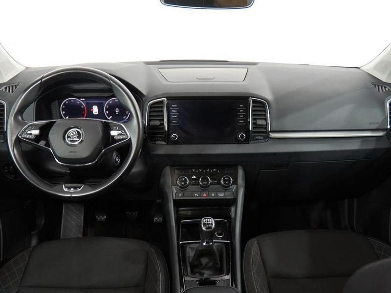 Usado Skoda Karoq Ambition 150 CV (110 kW) 2021 Azul SUV