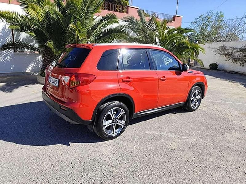 Usado Suzuki Vitara 140 CV (102 kW) 2017 Rojo SUV
