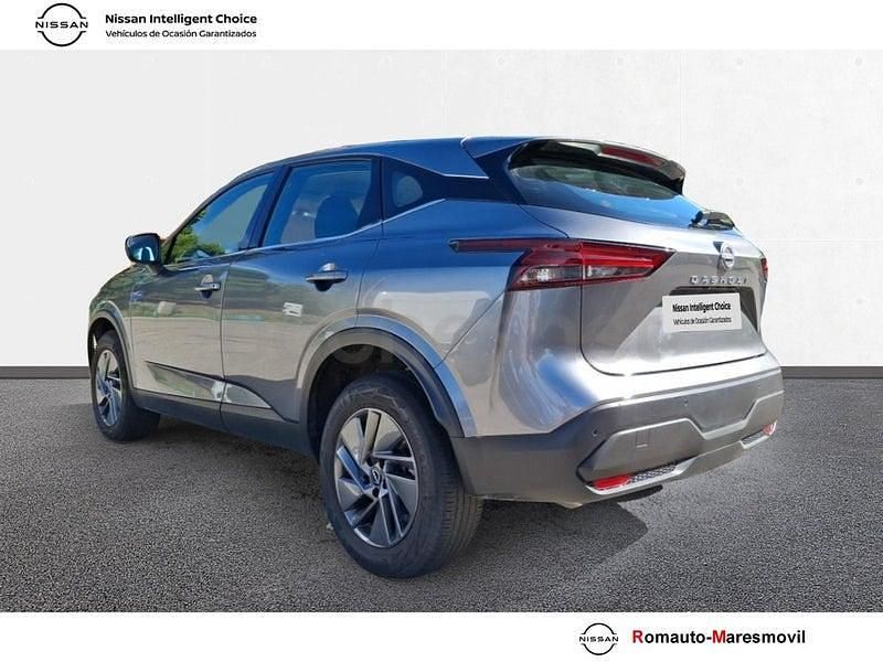 Usado Nissan Qashqai Acenta 158 CV (116 kW) 2024 Gris / plata SUV