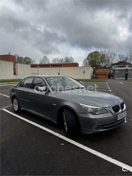 Usado BMW 520 163 CV (119 kW) 2007 Gris / plata Berlina