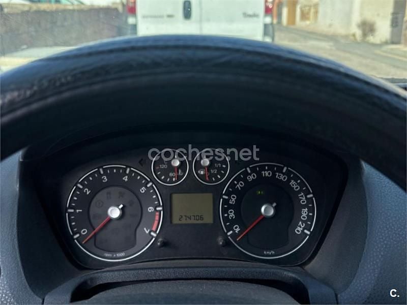 Usado Ford Fiesta Futura 80 CV (58 kW) 2008 Blanco Berlina