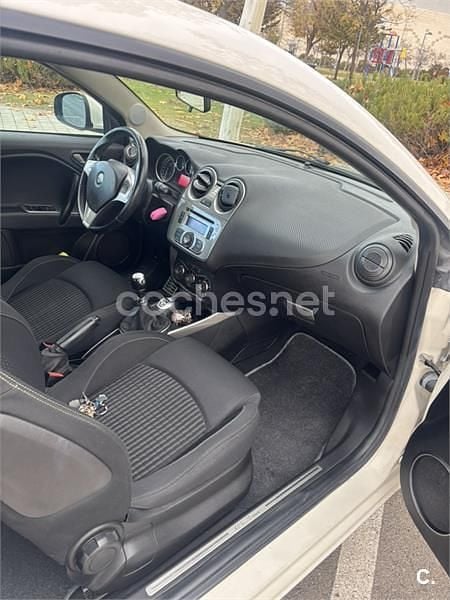 Usado Alfa Romeo MiTo Progression 90 CV (66 kW) 2009 Blanco Utilitario