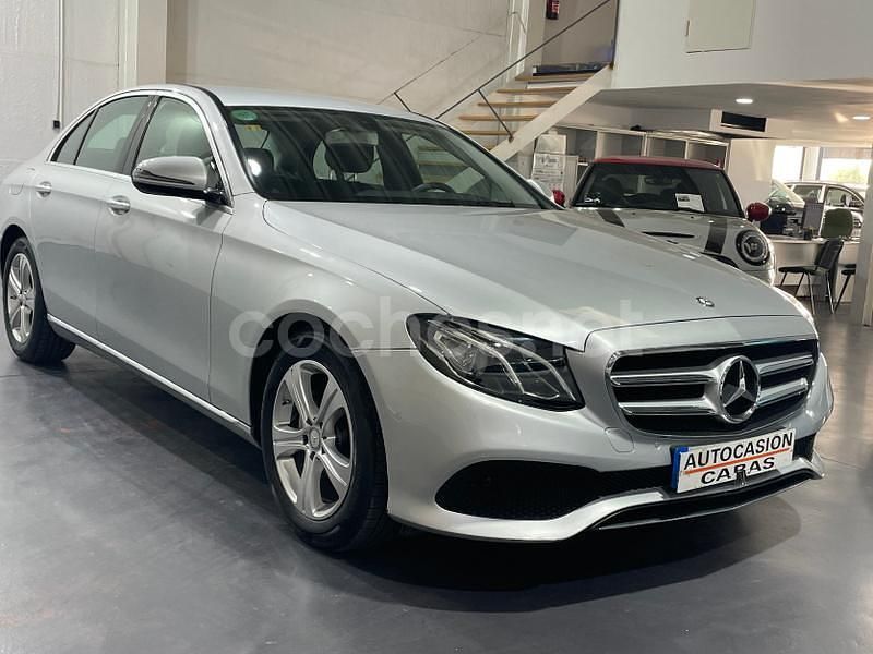 Gris / plata Usado 2016 Mercedes E220 Berlina | 20.800 € (Caro) - Imagen 1/4
