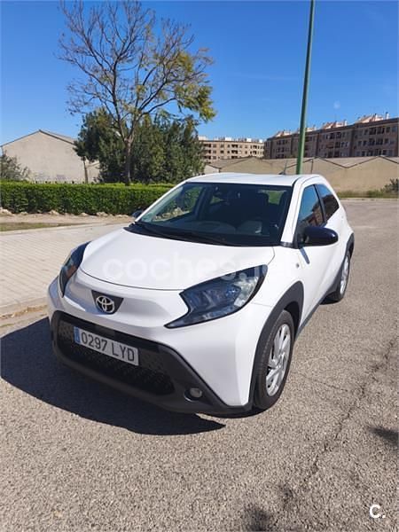 Begagnad Toyota Aygo X 72 HK (52 kW) 2022 Vit SUV