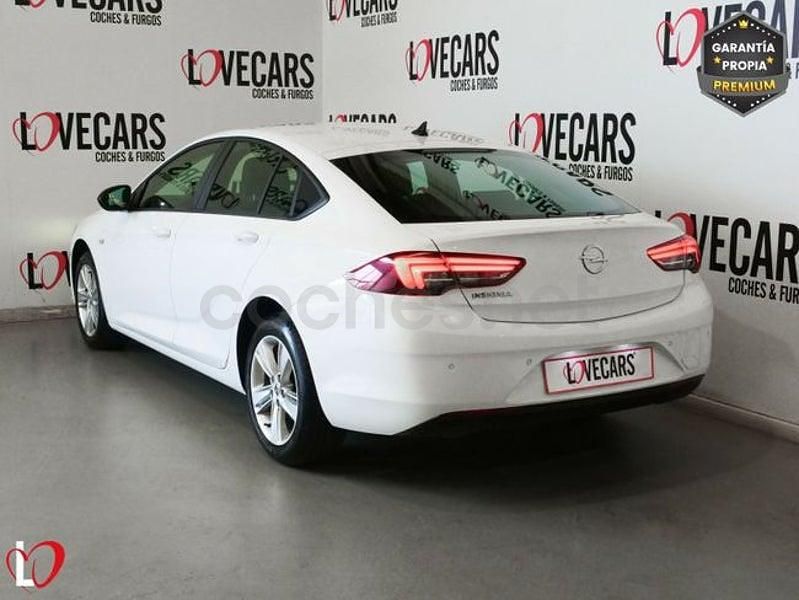 Usado Opel Insignia Business Edition 122 CV (89 kW) 2021 Blanco Berlina