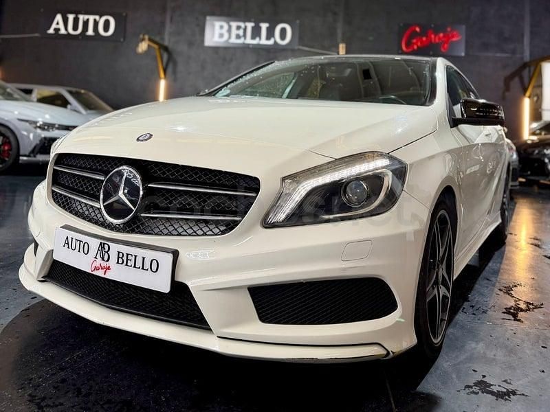 Usado Mercedes A200 AMG line 136 CV (100 kW) 2013 Blanco Berlina