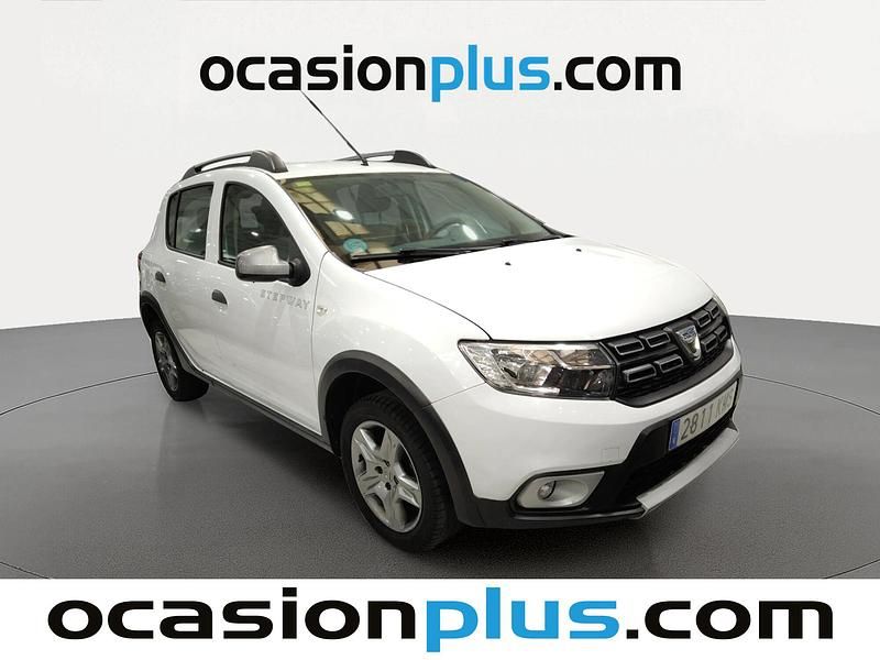 Usado Dacia Sandero Stepway 90 CV (66 kW) 2018 Blanco