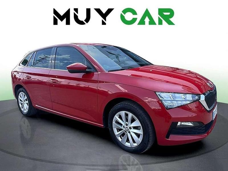 Rojo Usado 2023 Skoda Scala Ambition Utilitario | 13.490 € (Buen precio) - Imagen 1/4