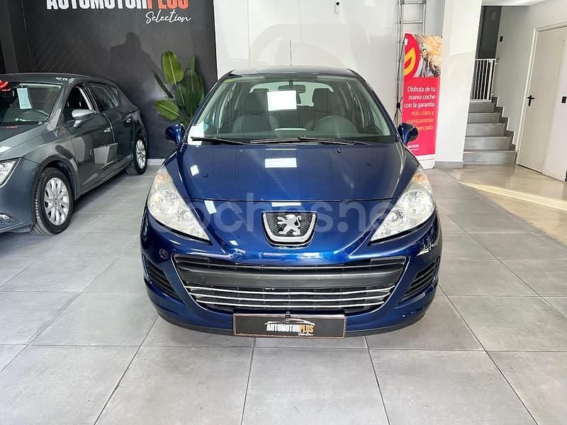 Azul Usado 2010 Peugeot 207 Berlina | 4999 € (Precio justo) - Imagen 1/4