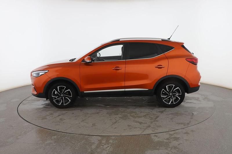Usado MG ZS Luxury 106 CV (77 kW) 2025 Naranja SUV