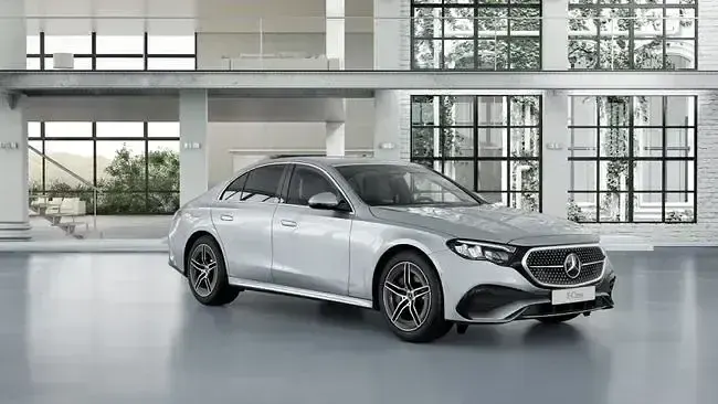 Nuevo Mercedes E300 312 CV (229 kW) 2026 Gris Berlina