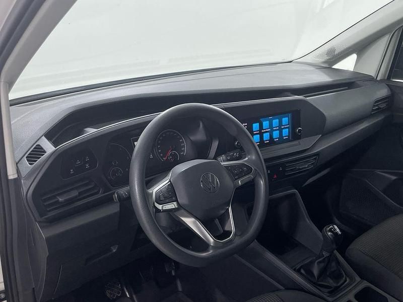 Usado VW Caddy 102 CV (75 kW) 2023 Blanco Monovolumen