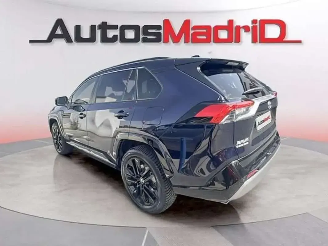 Usado Toyota RAV4 Style 218 CV (160 kW) 2022 Blanco SUV