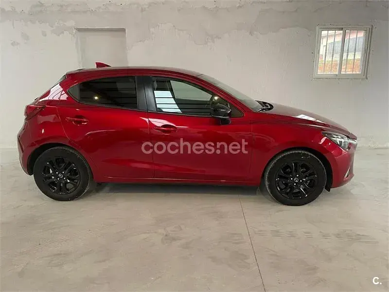 Usado Mazda 2 Edition 90 CV (66 kW) 2019 Rojo Berlina
