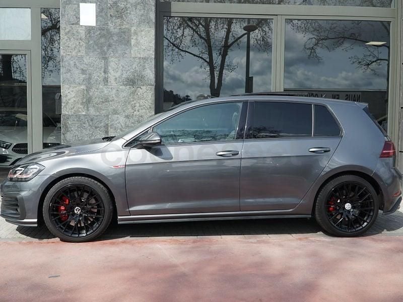 Usado VW Golf VII GTI 245 CV (180 kW) 2019 Gris / plata Berlina