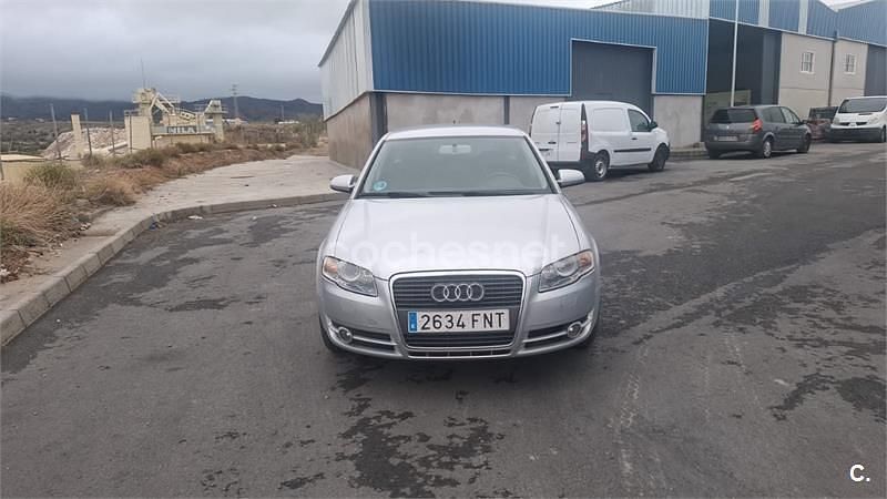Gris / plata Usado 2007 Audi A4 Familiar | 4500 € (Precio justo) - Imagen 1/4