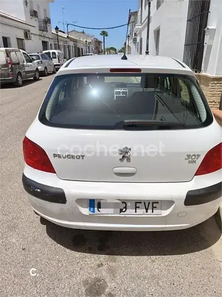 Usado Peugeot 307 110 CV (80 kW) 2007 Blanco Berlina
