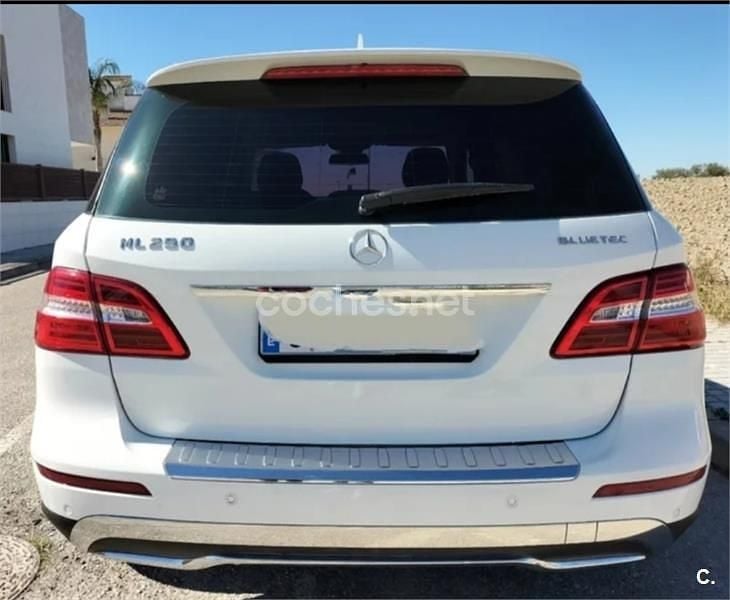 Usado Mercedes ML250 204 CV (150 kW) 2014 Blanco SUV