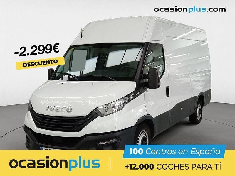 Blanco Usado 2022 Iveco Daily Berlina | 23.400 € (Buen precio) - Imagen 1/4