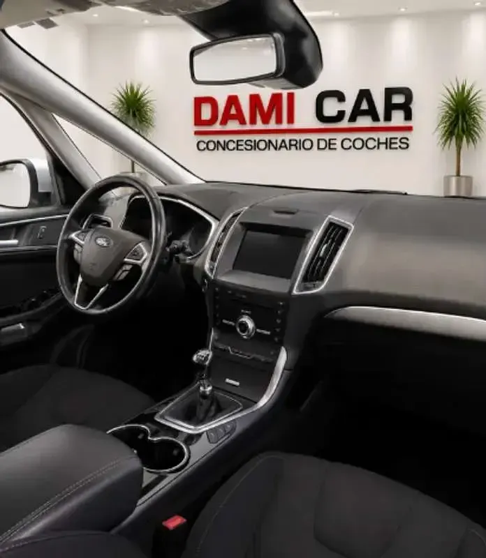 Usado Ford S-MAX Titanium 150 CV (110 kW) 2022 Monovolumen