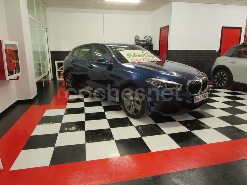 Azul Usado 2020 BMW 116 Utilitario | 16.900 € (Precio justo) - Imagen 1/4