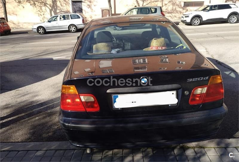Usado BMW 320 136 CV (100 kW) 2001 Negro Berlina