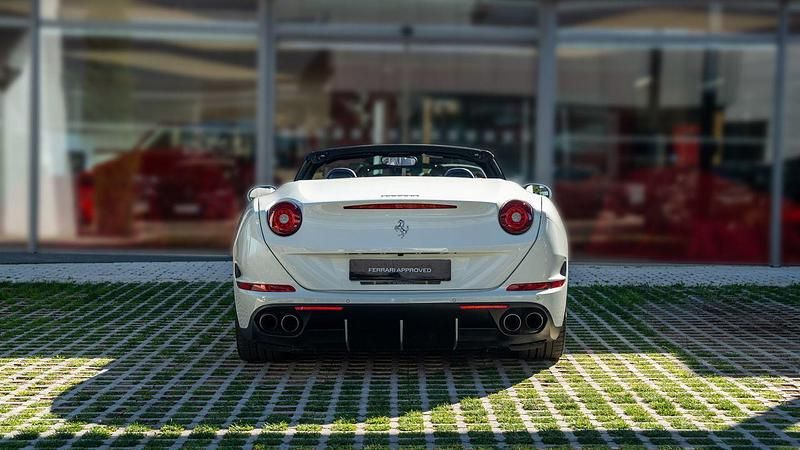 Usado Ferrari California 560 CV (411 kW) 2014 Blanco Descapotable