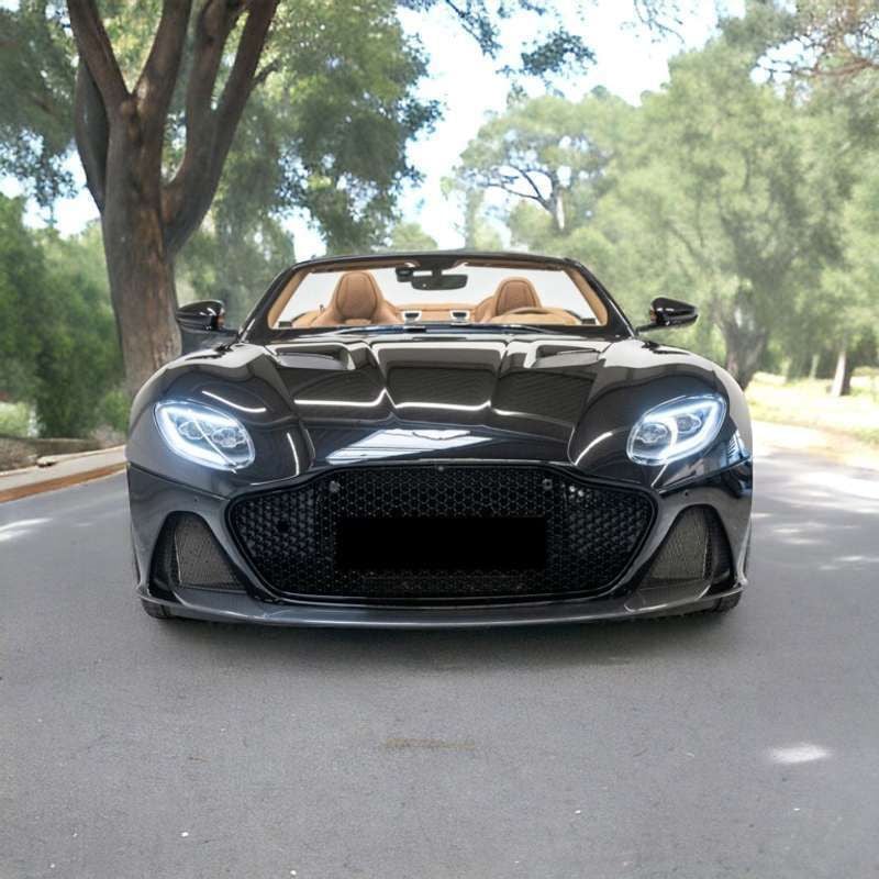 Negro Usado 2022 Aston Martin DBS Coupe | 265.000 € - Imagen 1/4