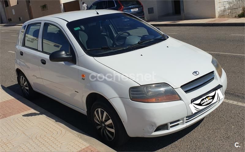 Blanco Usado 2004 Chevrolet Kalos SE Berlina | 1850 € (Precio justo) - Imagen 1/4