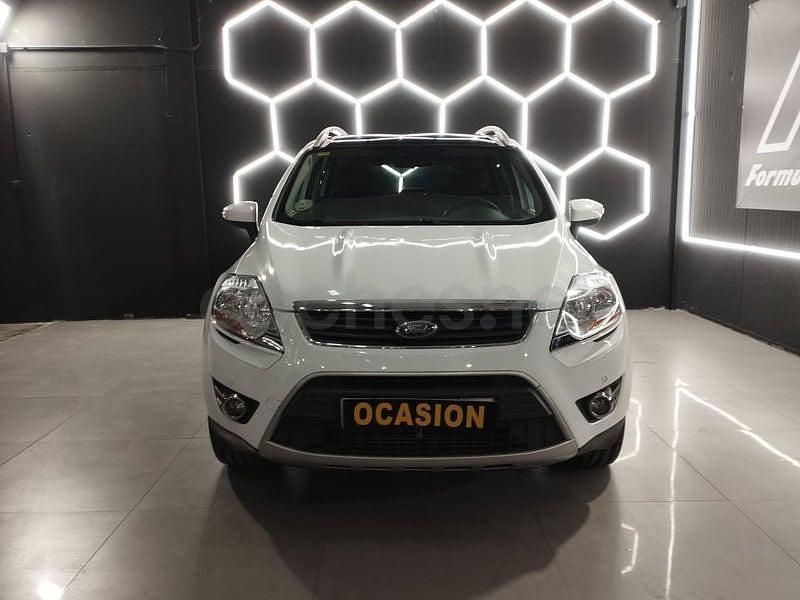 Usado Ford Kuga Trend 140 HP (102 kW) 2010 Branco SUV