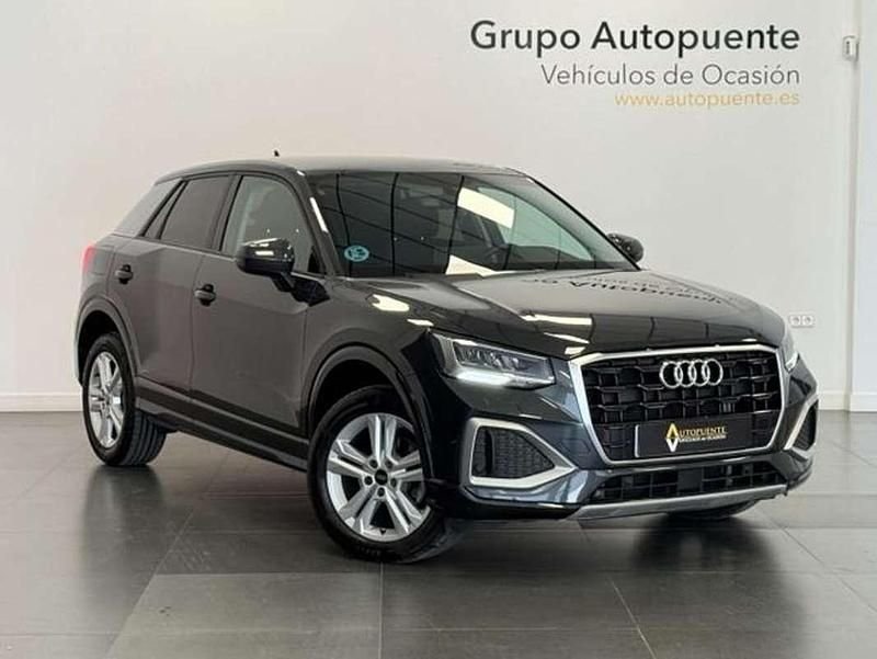 Usado Audi Q2 Advanced 116 CV (85 kW) 2023 Gris SUV