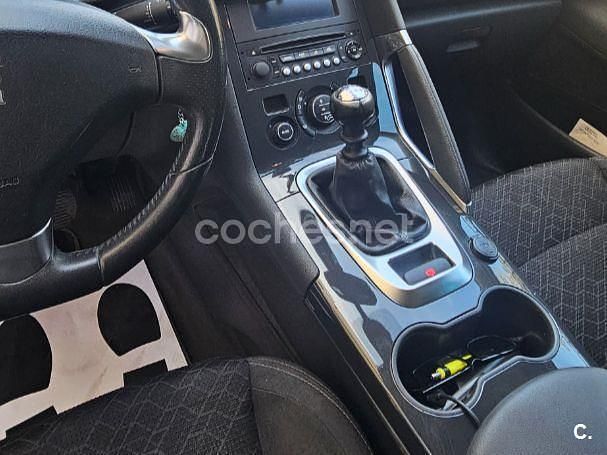 Negro Usado 2014 Peugeot 3008 Style Berlina | 8500 € (Precio justo) - Imagen 1/4