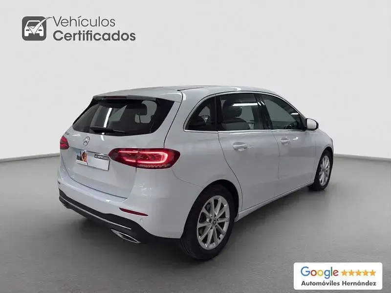 Usado Mercedes B180 116 CV (85 kW) 2020 Blanco Monovolumen