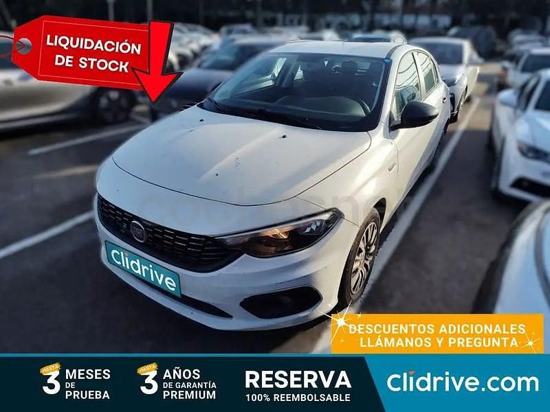 Usado Fiat Tipo Business 95 CV (69 kW) 2019 Blanco Familiar