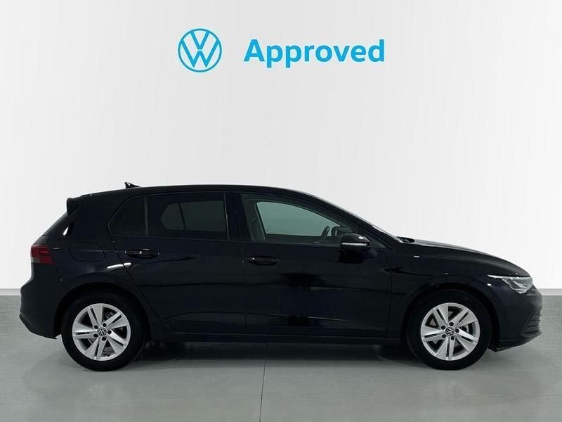 Usado VW Golf VIII Life 115 CV (84 kW) 2024 Negro