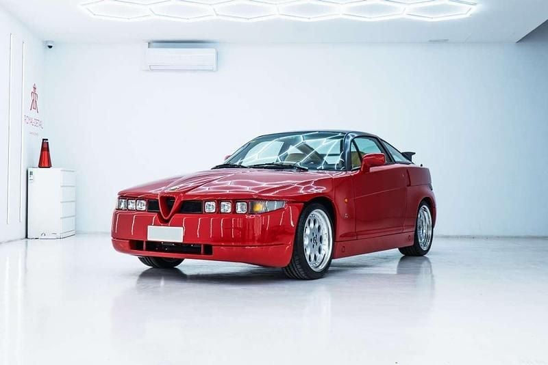 Rojo Usado 1989 Alfa Romeo SZ/RZ Coupe | 81.900 € - Imagen 1/4