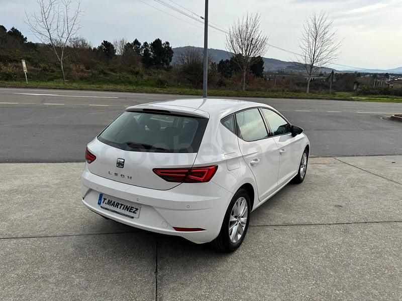 Usado Seat Leon Style 115 CV (84 kW) 2019 Blanco Berlina