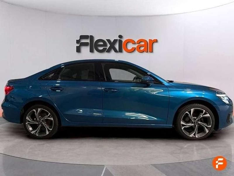 Usado Audi A3 Premium 110 CV (80 kW) 2023 Azul Berlina