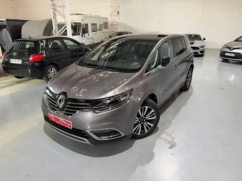 Usado Renault Espace Initiale Paris 160 CV (117 kW) 2017 Gris / plata Monovolumen