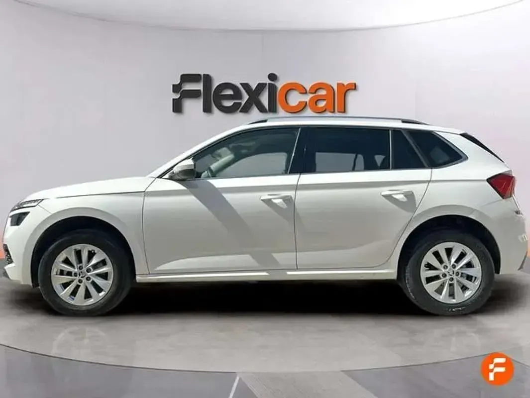 Usado Skoda Kamiq Active 116 CV (85 kW) 2023 Blanco SUV