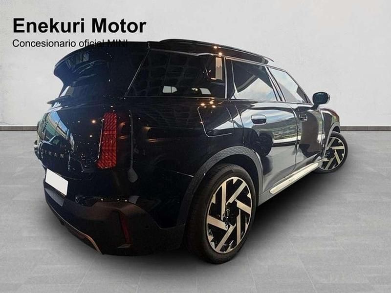 Usado Mini One Countryman Essential 150 kW (204 CV) 2024 Negro SUV